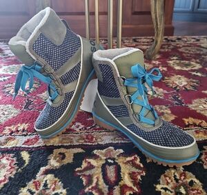 Sorel Olive Green Winter Boots